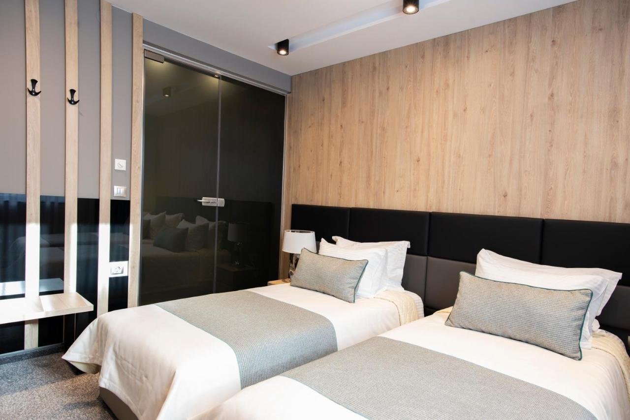 Family Hotel Business Club Sjumen Eksteriør billede